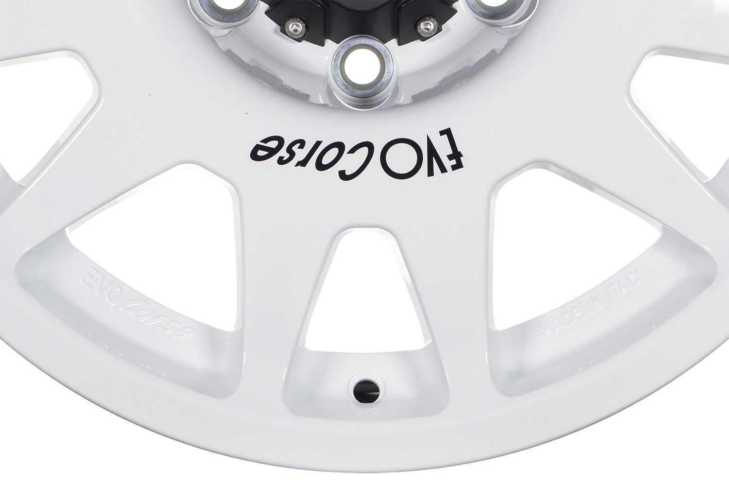 SE4160630011 DakarZero 8x17 0 Offset 6 Holes White Color